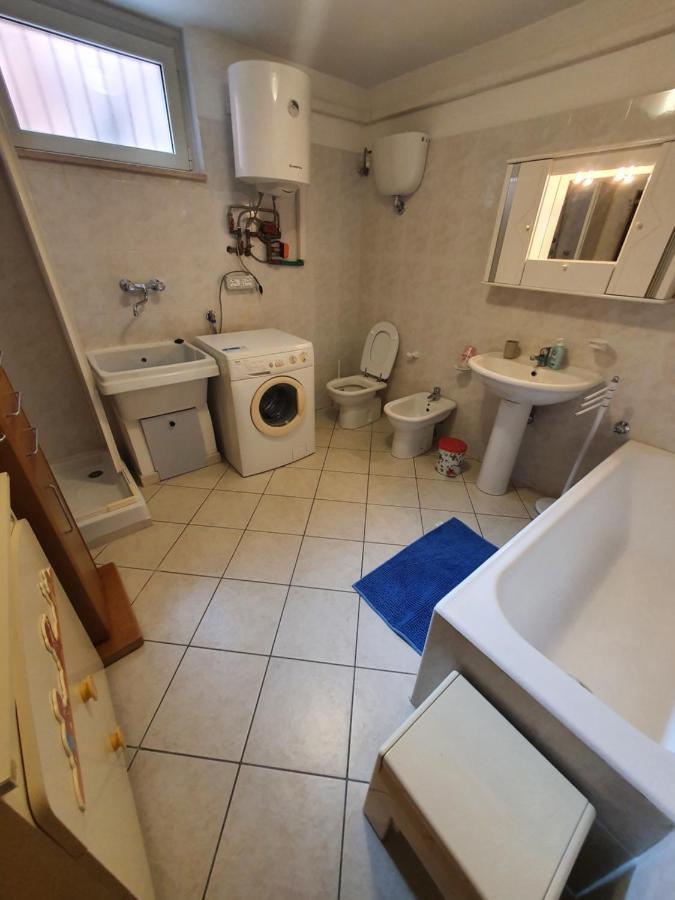 Casa Dell'Ape Maia Lägenhet Termoli Exteriör bild