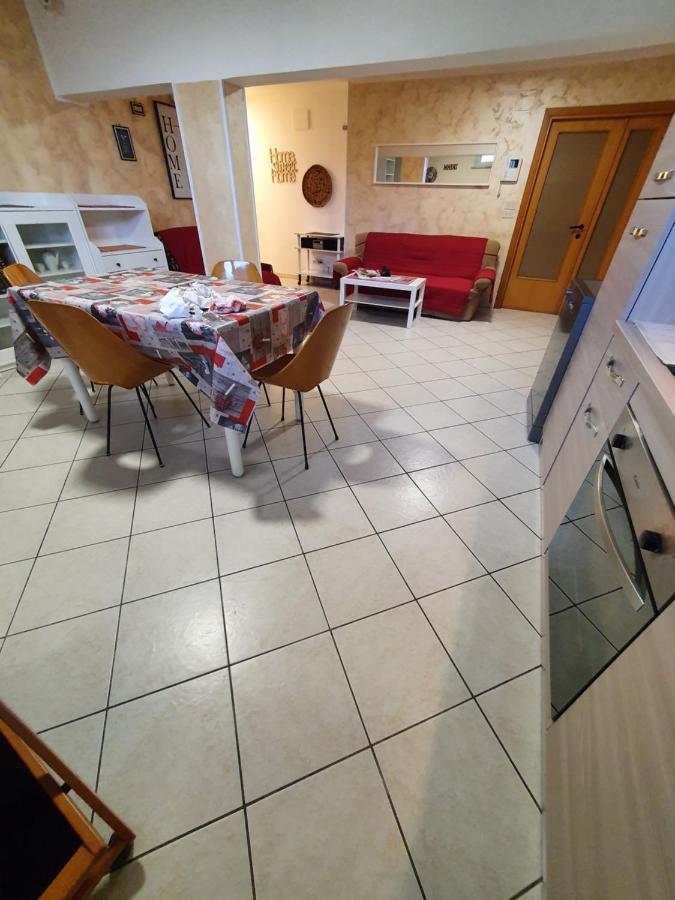 Casa Dell'Ape Maia Lägenhet Termoli Exteriör bild